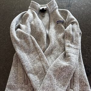 Patagonia zip up sweatshirt
